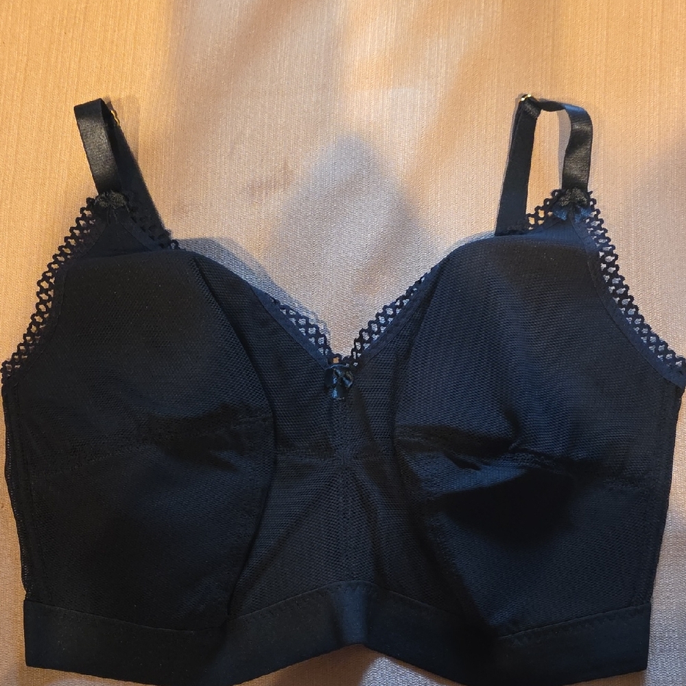 Chic Black Lace Bralette 2X